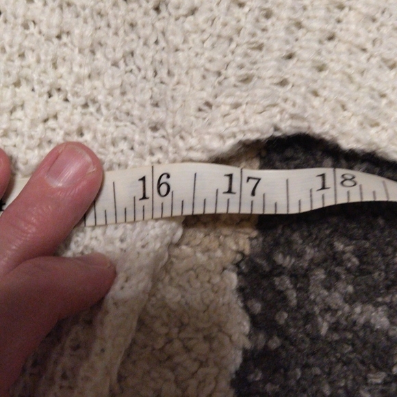 Allison Brittney Large Cream color sweater like blouse - Picture 6 of 6